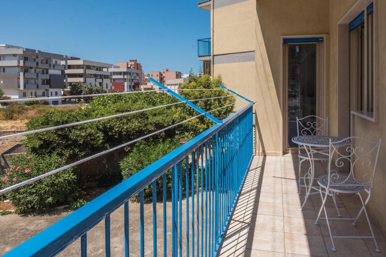 Casa Vittoria Apartment โมโนโปลี ภายนอก รูปภาพ