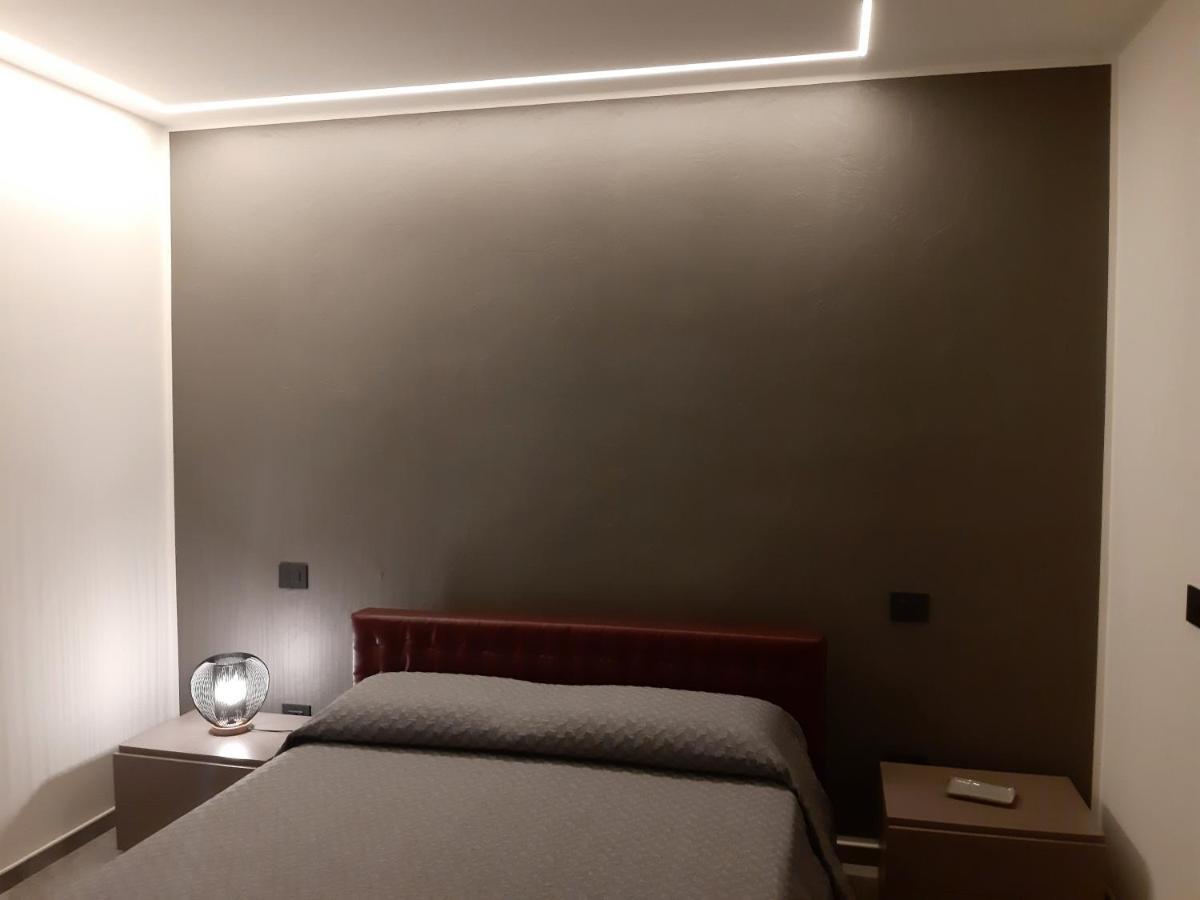Casa Vittoria Apartment โมโนโปลี ภายนอก รูปภาพ